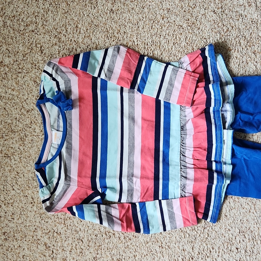 Gymboree set - Picture 2 of 3
